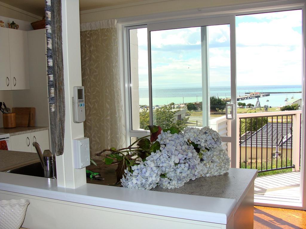 Oamaru Pink Cottage Extérieur photo